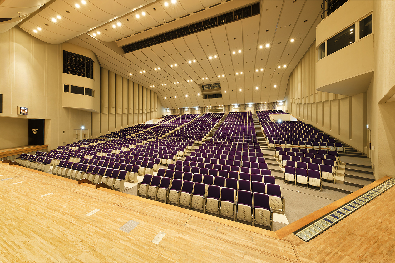 小島組が施工に携わったホール